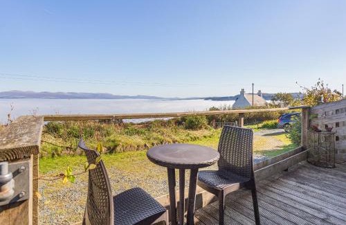Geary Maison | Single Malt Cottage