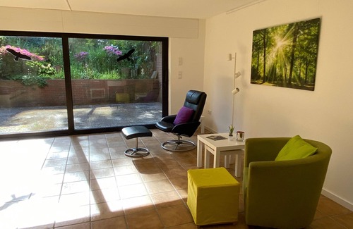 Fuldabruck Appartement | Single room for 2 guests with 55m² in Fuldabrück (295398)