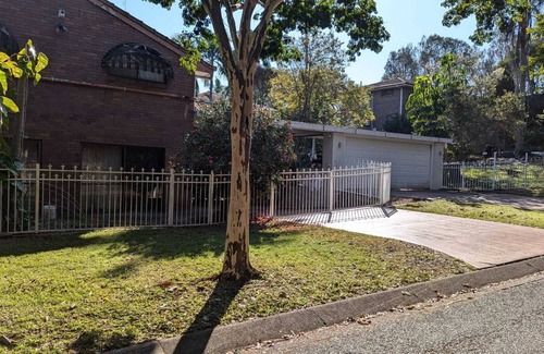 McDowall Maison | Single room in large house