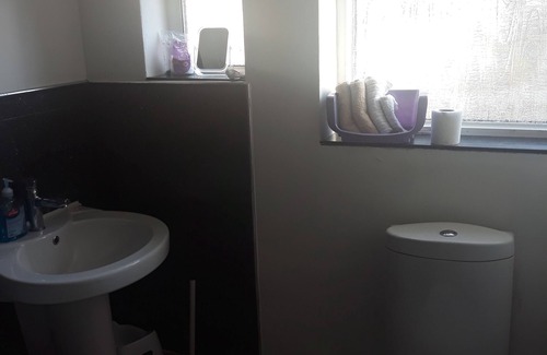 Birmingham Maison | chambre simple avec salle de bain partagée