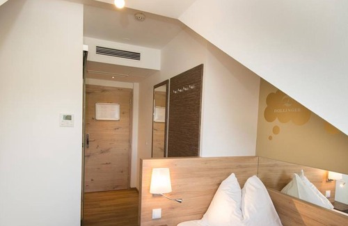 Muehlau Maison | Chambre simple avec douche, WC - Hotel Dollinger