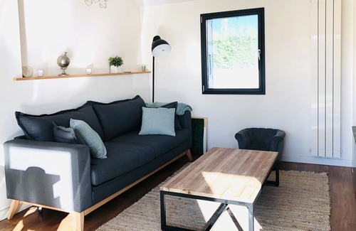 Port District Maison | Maison de plain-pied avec piscine et jardin commerces-marché et plage à pieds!