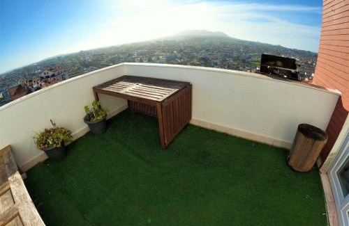 Algueirao - Mem Martins Appartement | Sintra T3 duplex w magnificent views and balcony in Tapada das Mercês