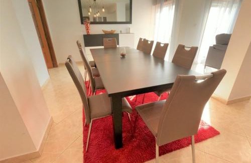 Algueirao - Mem Martins Appartement | Sintra T3 duplex w magnificent views and balcony in Tapada das Mercês