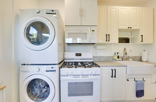 Stockton Appartement | Sip, Shop & Explore: San Diego Apartment