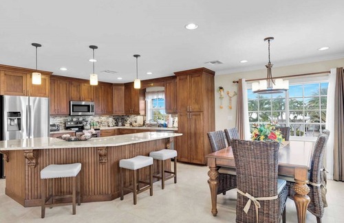 Key Colony Beach Maison | Sip Slidin' Hideaway