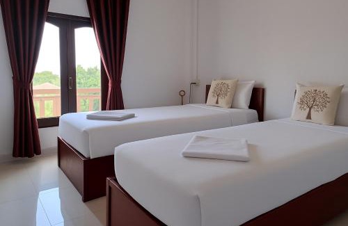 Phonsavan Maison | Sipanya Guesthouse
