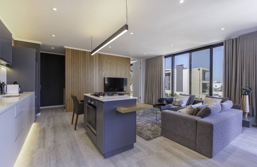 Big Bay Appartement | Sir David Baird 50A, Blouberg