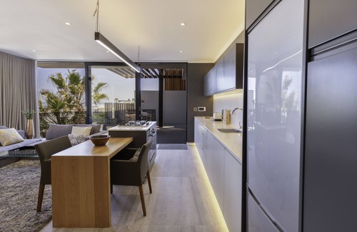 Big Bay Appartement | Sir David Baird 50A, Blouberg