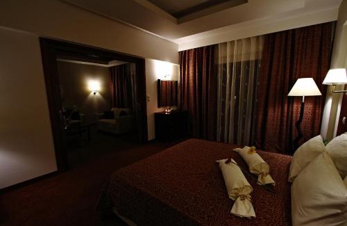 Serres Hôtel | Siris Hotel