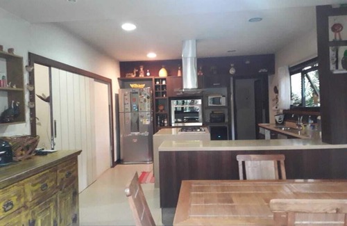 Vargem Grande Maison | Site de 4 mille mètres pour 10 personnes à Vargem Grande!