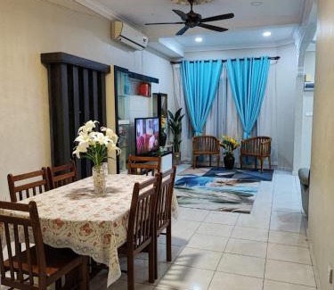Segamat Maison | Siti's Homestay