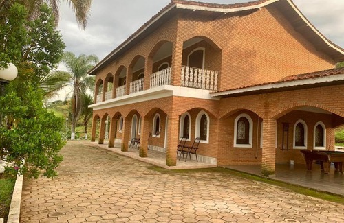 Pinhalzinho Maison | Sitio amplo e confortável para seu lazer