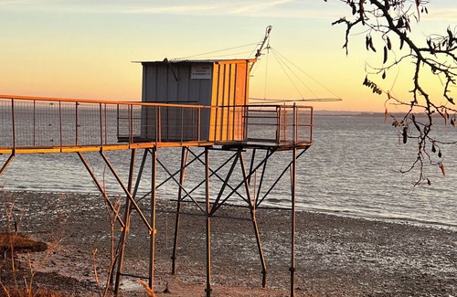 Saint-Estephe Maison | Située au coeur des vignobles du Médoc, près de Bordeaux et des plages Océanes