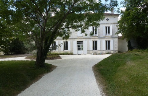 Torxe Maison | Château de six chambres avec piscine privée de 15 mètres située dans la campagne avec vue