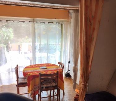 La Celle-sous-Gouzon Appartement | Six-Fours-les-Plages apartment