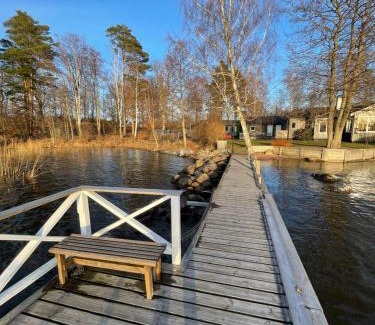 Mariestad Municipality Appartement | Sjönära boende i Brommösund Torsö Mariestad