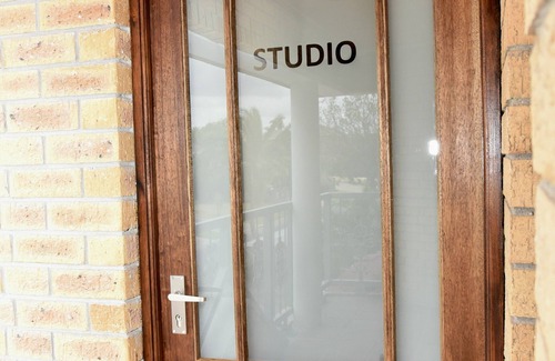 Trawal Appartement | SJ's Studio Apartment