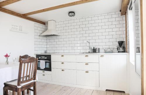 Sankt Anna Maison | Skärgårdslägenhet med havsutsikt i Sankt Anna! NR2