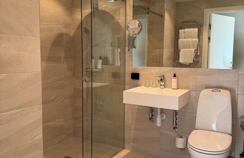 Hastangsudd Hôtel | Skåvsjöholm hotell & konferens