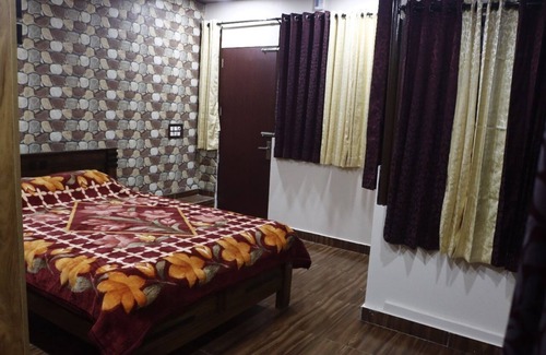 Mannarkkad Autre | SK Paradise offers accommodation with free WiFi and free private parking.