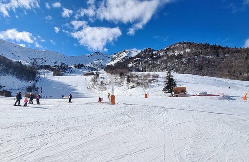 Montferrier Appartement | SKI APARTMENT AT THE FOOT OF THE SLOPES, MONTS D'OLMES (09)