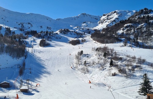 Montferrier Appartement | SKI APARTMENT AT THE FOOT OF THE SLOPES, MONTS D'OLMES (09)