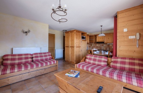 Lanslevillard Copropriété | Ski aux pieds | Vues imprenables | Piscine + sauna