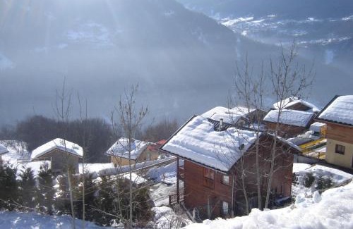 Great Alpine Road Chalet De Ski | Ski Chalet - Chez Helene Ski fb