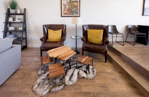 Timber Lakes Maison | Ski Haven Hideaway near PC