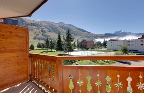 Les Deux Alpes Maison | Séjour dans les Alpes du Nord avec balcon