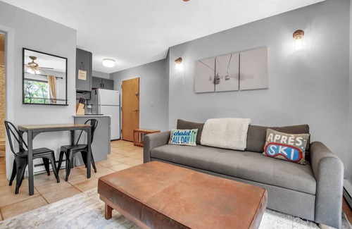 Great Valley Copropriété | Ski In/Out Condo, King Bed