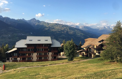 Montalbert Appartement | Apt 26m2 + mezzanine 2p belle vue montagne