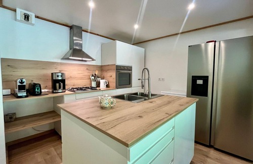 Les Prodains Appartement | Ski-In/Ski-Out Apartment Close to Avoriaz Slopes