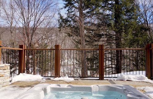 Mont-Tremblant Maison | SKI IN / SKI OUT - Le luxe au cœur de Tremblant