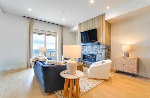 Ludlow Maison | Ski-inandOut Townhome with Views at Okemo Resort!