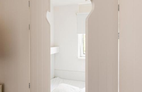 Eernewoude Maison | Skip Wellness De Luxe with sauna