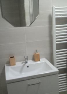 Brezi Appartement | Sklípek u cyklostezky