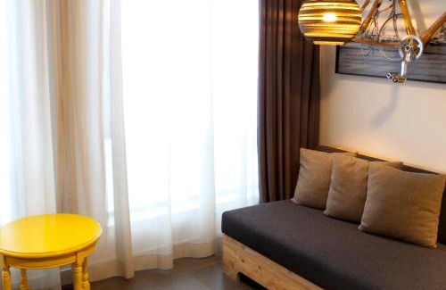 Nieuw-West Hôtel | Skotel Amsterdam, Hotelschool The Hague