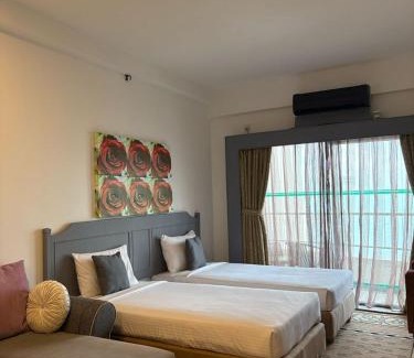 Tanjung Bungah Hôtel | Sky beach resort