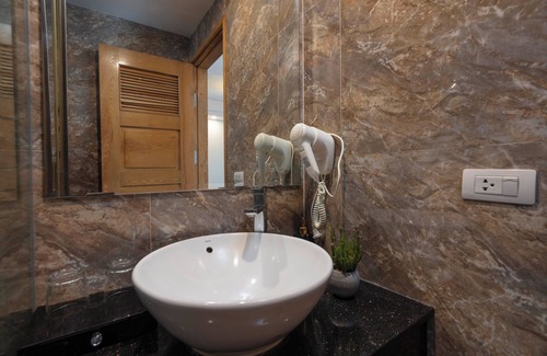 Hoan Kiem Hôtel | Sky Charm Hanoi Hotel and Spa