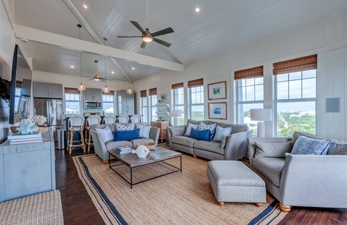 Jubilee Subdivision Maison | Sky High Panoramic Views, Dock Slip, Steps to Tahiti Beach - Hope Town