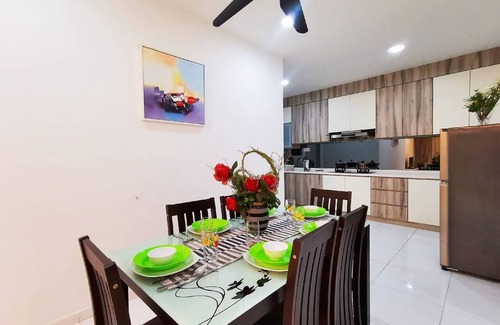 Bukit Indah Appartement | Sky Loft 6pax (WIFI) 13 @ JB City Homestay
