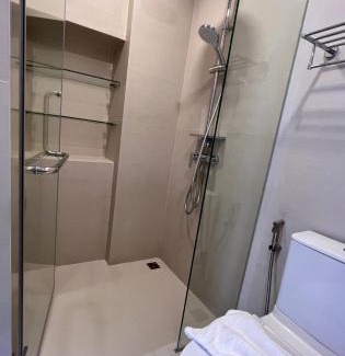 Laguna Appartement | Sky Park Laguna 1bdr Lake View