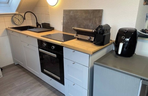 Magstadt Appartement | Sky Studio Flat for 4 Central Near Mercedes Benz