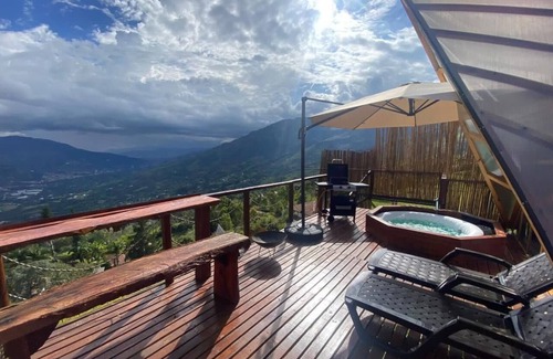 Girardota Chalet De Ski | Sky View Glamping