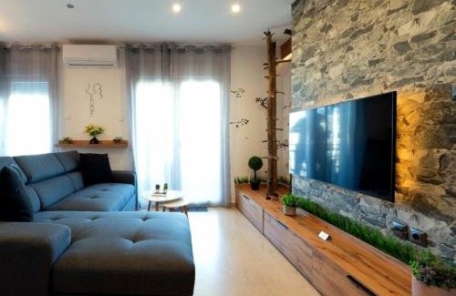 Serres Appartement | Sky view suite serres