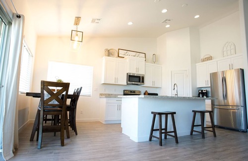 Arizona City Maison | 🏠 Skydiving Basecamp, your comfy stay awaits