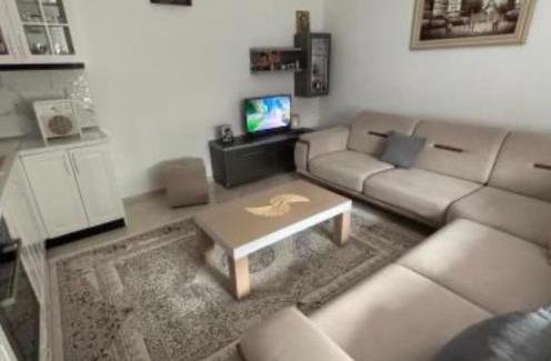 Udenisht Villa | Skylar Family home