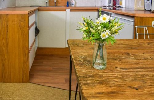 Cromer Maison | Skylark Chalet